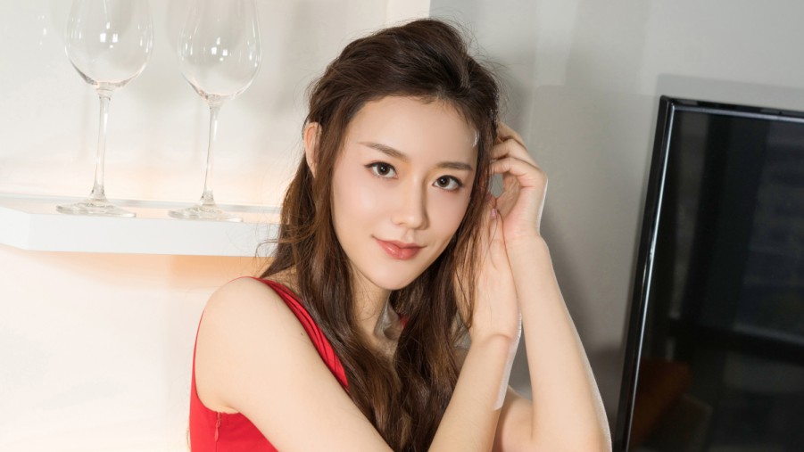 吴淑霞头像